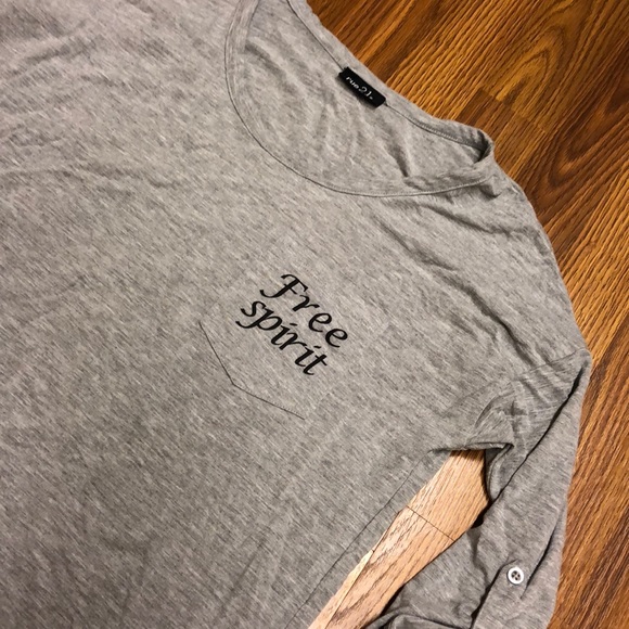 Rue 21 gray shirt - Picture 4 of 4